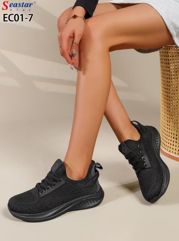 Buty sportowe damskie Roz 36-41/ 8 par